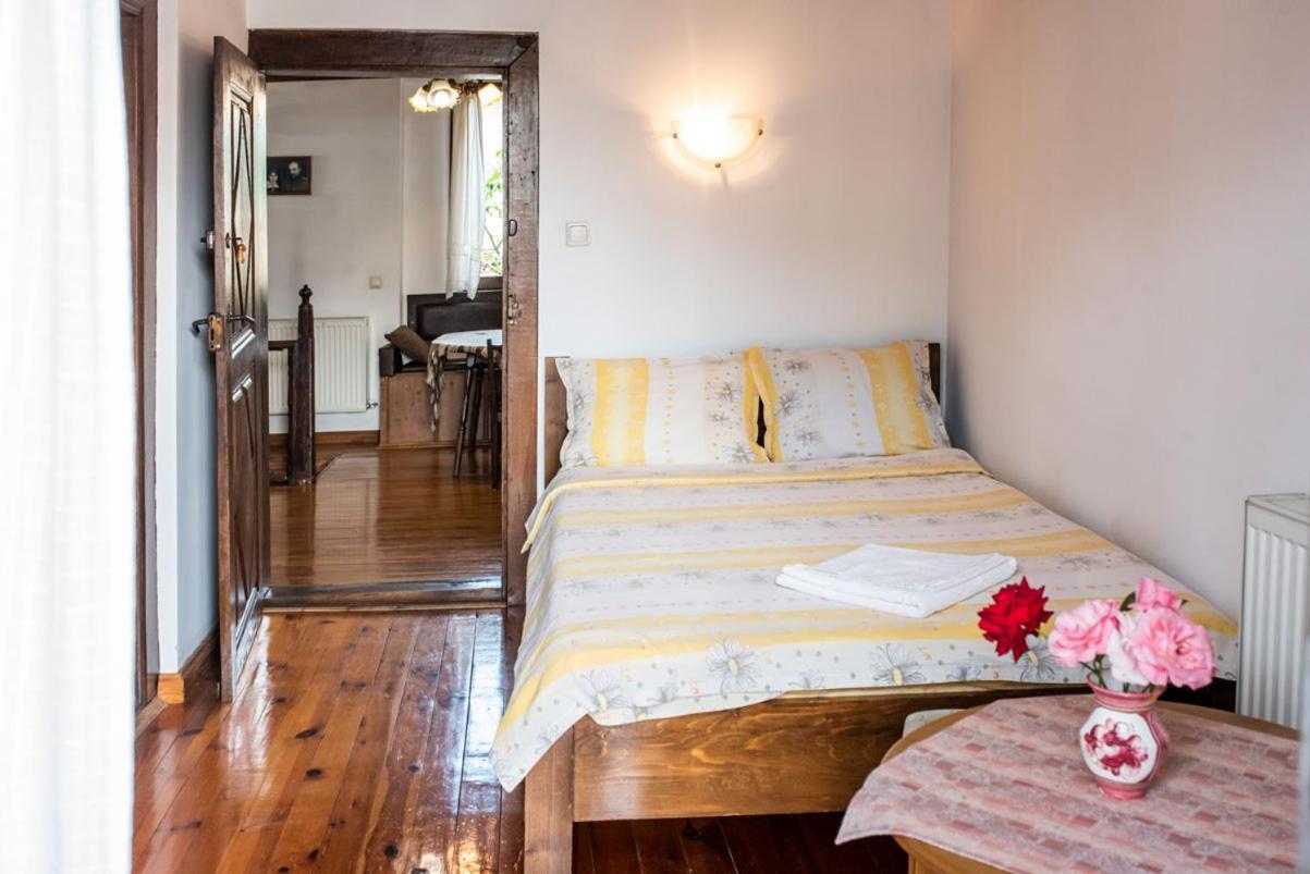 Kazasovata Guest House Tryavna Exterior photo