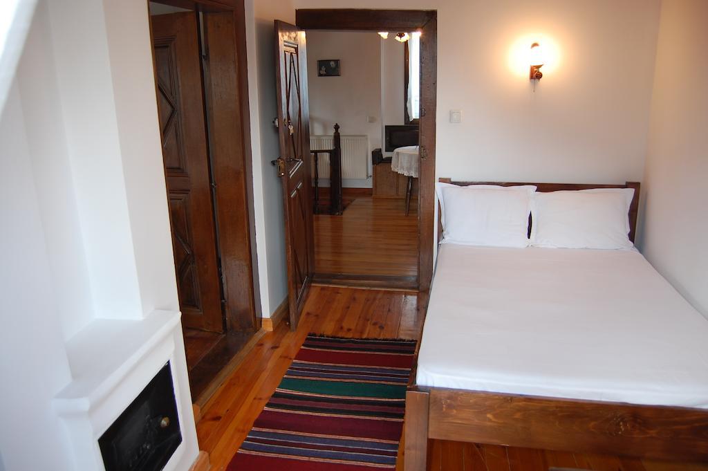 Kazasovata Guest House Tryavna Room photo