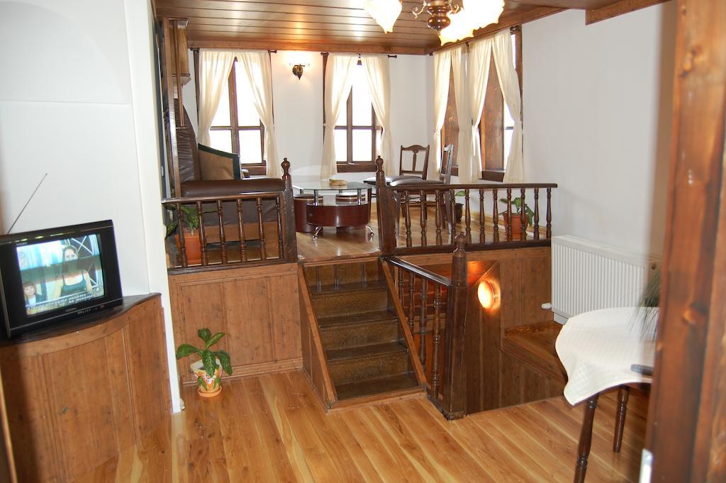 Kazasovata Guest House Tryavna Exterior photo