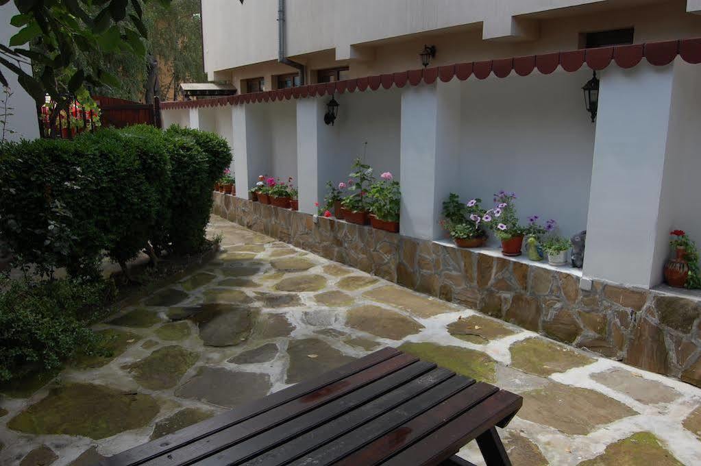 Kazasovata Guest House Tryavna Exterior photo